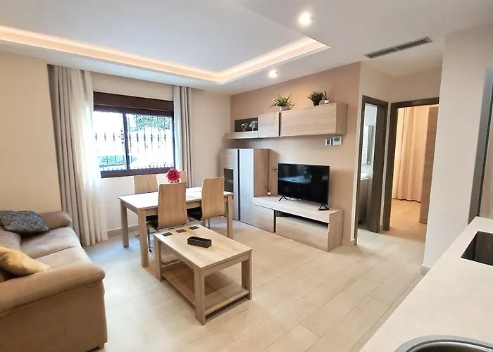 Vacacionales Joctis, Bajo A Fuengirola